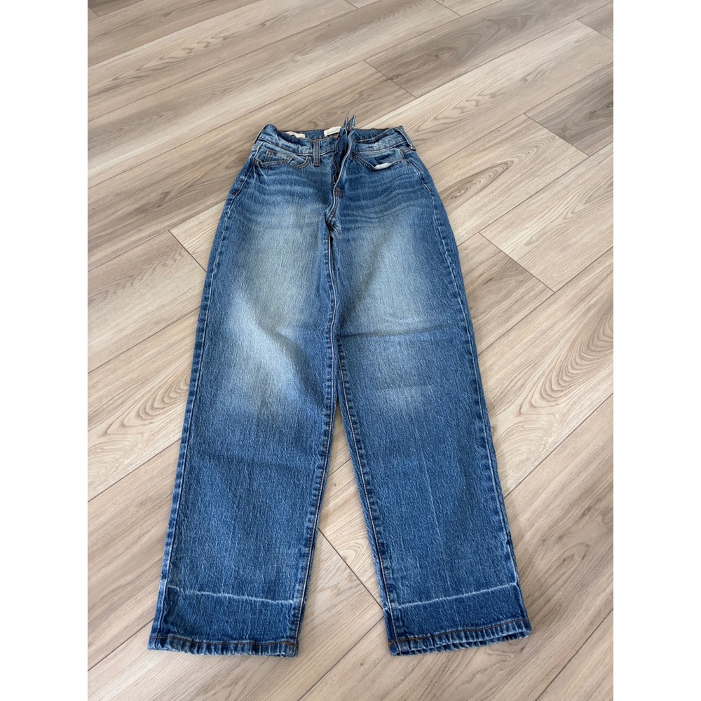 Universal Thread Vintage Straight Leg Jeans Medium Wash Blue Denim Size 0/25R